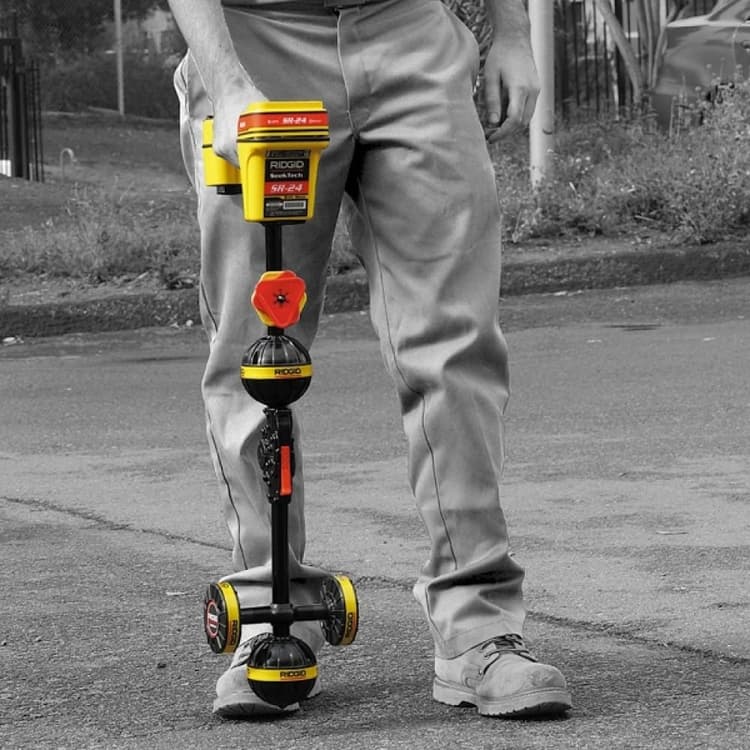 Obyektdən video — RIDGID SeekTech SR-24 lokatoru ilə beton skanlanması
